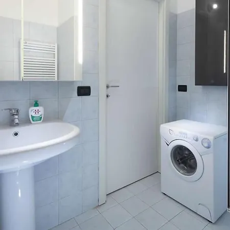 Red Flat Apartment Bologna
